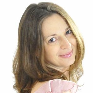 Meet your Posher, Eva